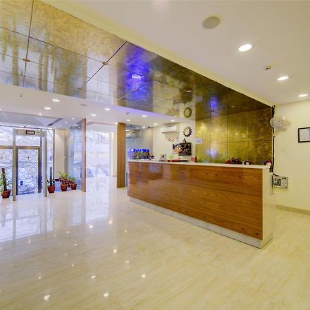 Hotel Grand Suites By D'Capitol Near Delhi Airport ניו דלהי מראה חיצוני תמונה