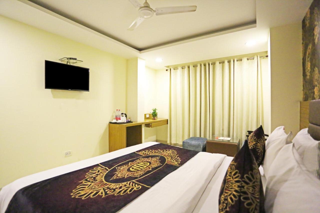 Hotel Grand Suites By D'Capitol Near Delhi Airport ניו דלהי מראה חיצוני תמונה
