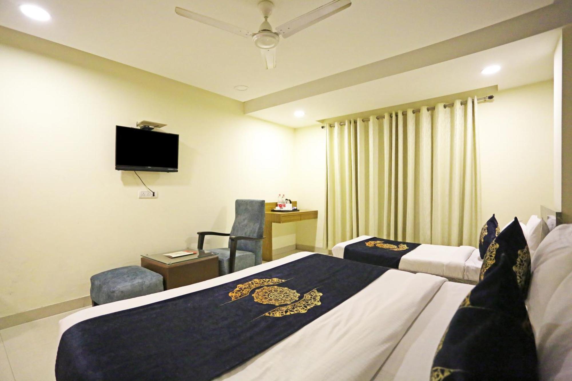 Hotel Grand Suites By D'Capitol Near Delhi Airport ניו דלהי מראה חיצוני תמונה