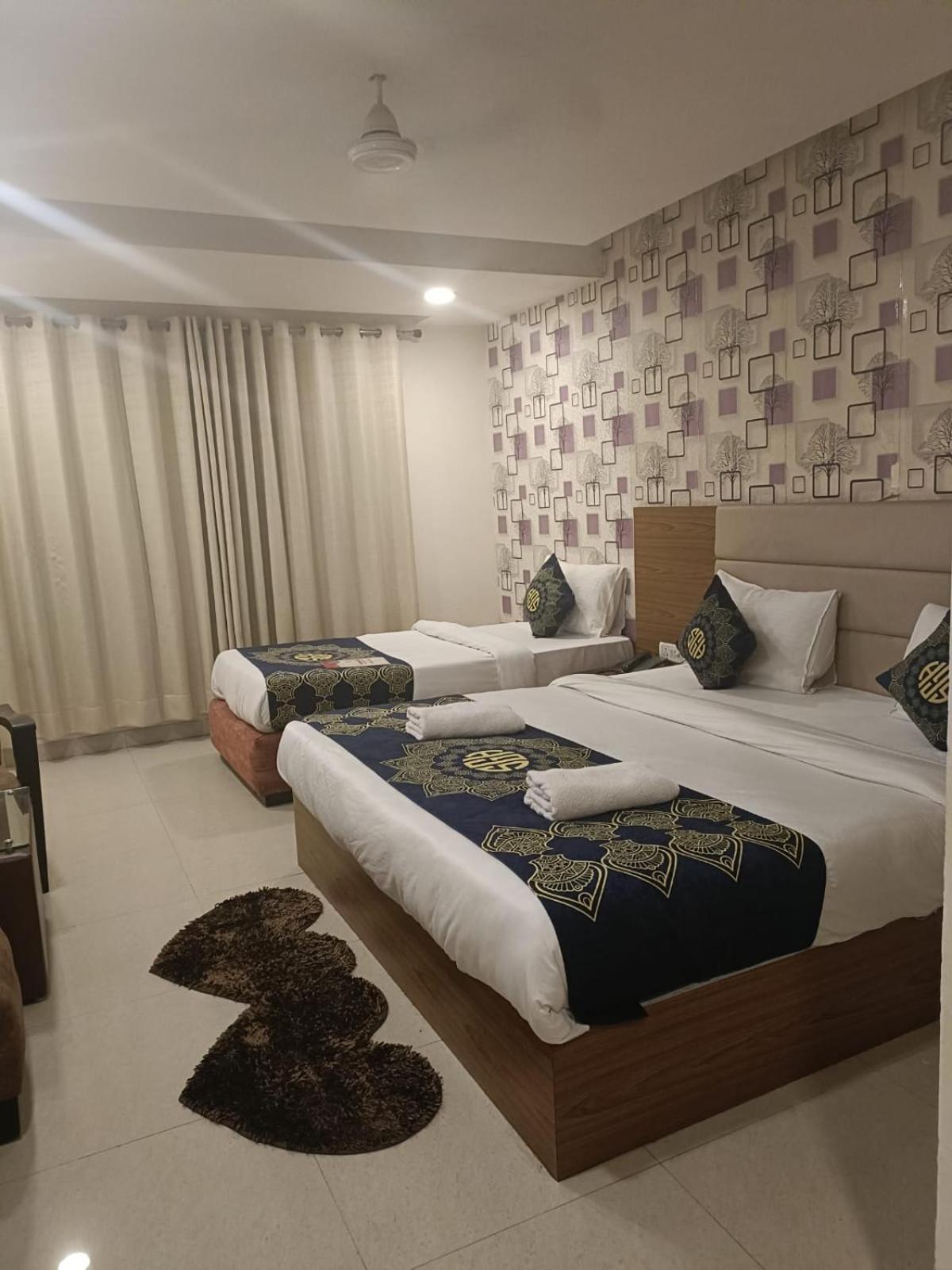 Hotel Grand Suites By D'Capitol Near Delhi Airport ניו דלהי מראה חיצוני תמונה