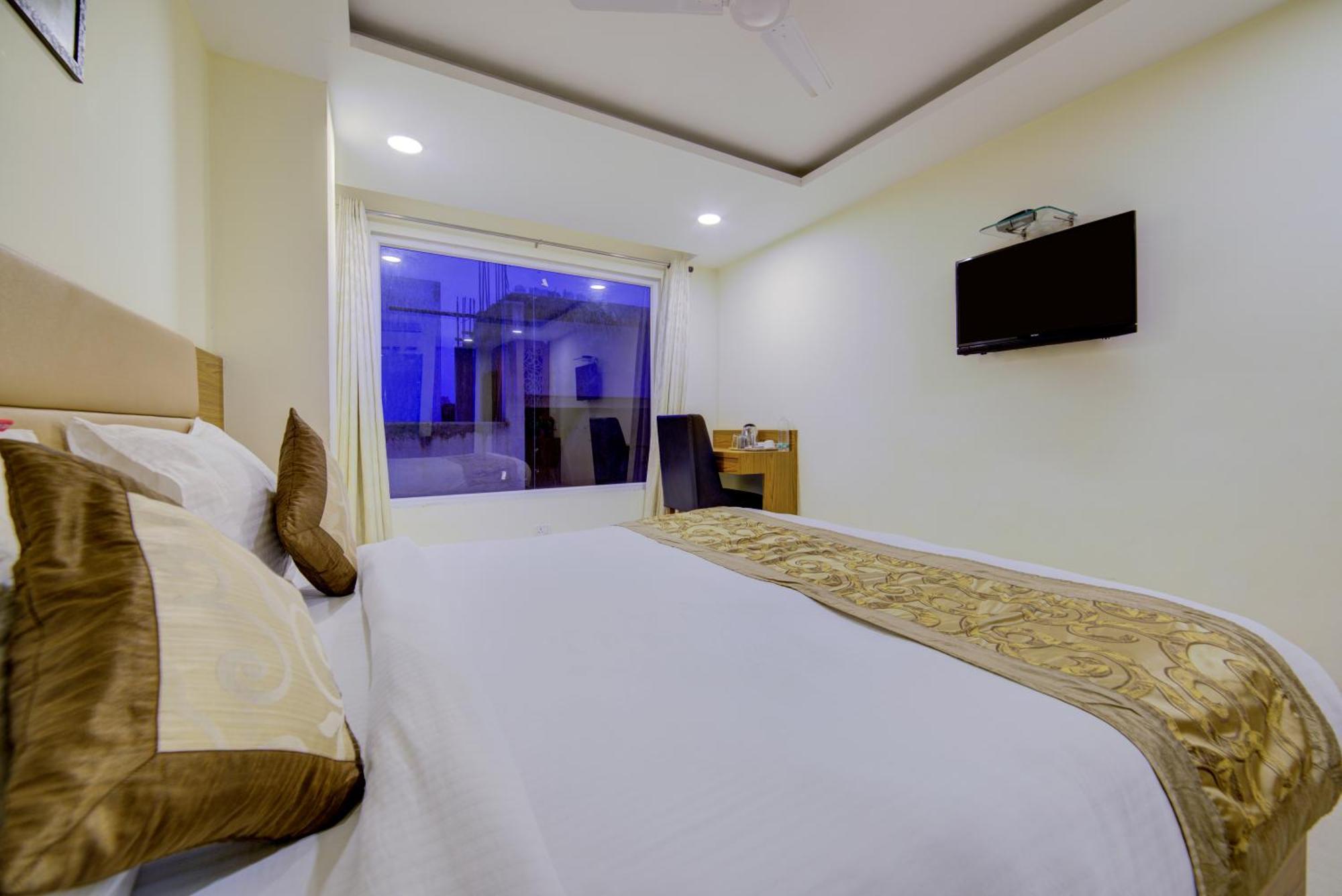 Hotel Grand Suites By D'Capitol Near Delhi Airport ניו דלהי מראה חיצוני תמונה