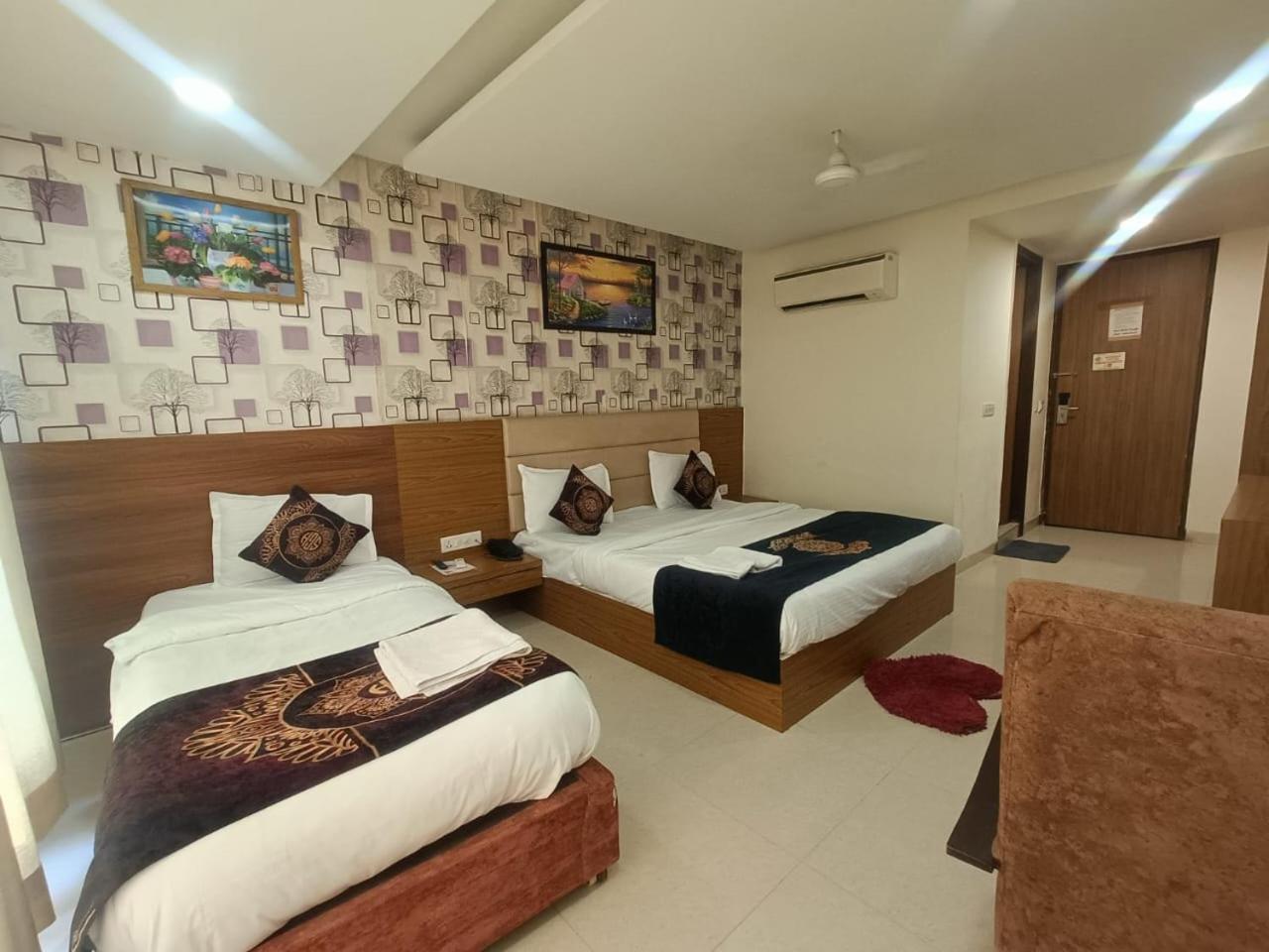 Hotel Grand Suites By D'Capitol Near Delhi Airport ניו דלהי מראה חיצוני תמונה