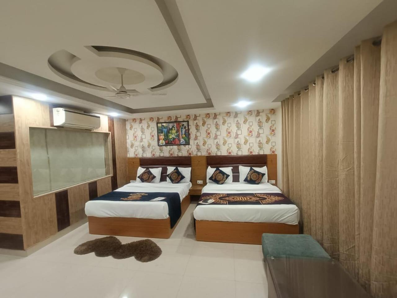 Hotel Grand Suites By D'Capitol Near Delhi Airport ניו דלהי מראה חיצוני תמונה