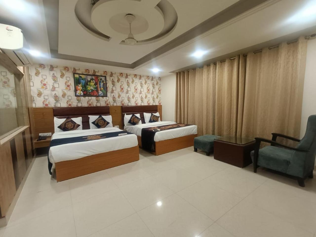 Hotel Grand Suites By D'Capitol Near Delhi Airport ניו דלהי מראה חיצוני תמונה