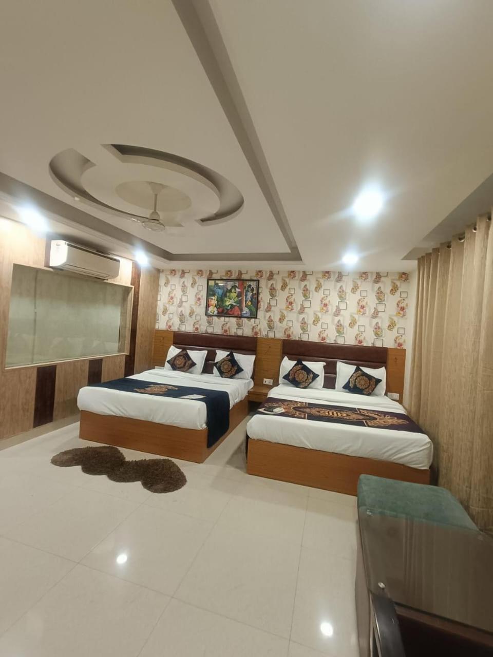 Hotel Grand Suites By D'Capitol Near Delhi Airport ניו דלהי מראה חיצוני תמונה