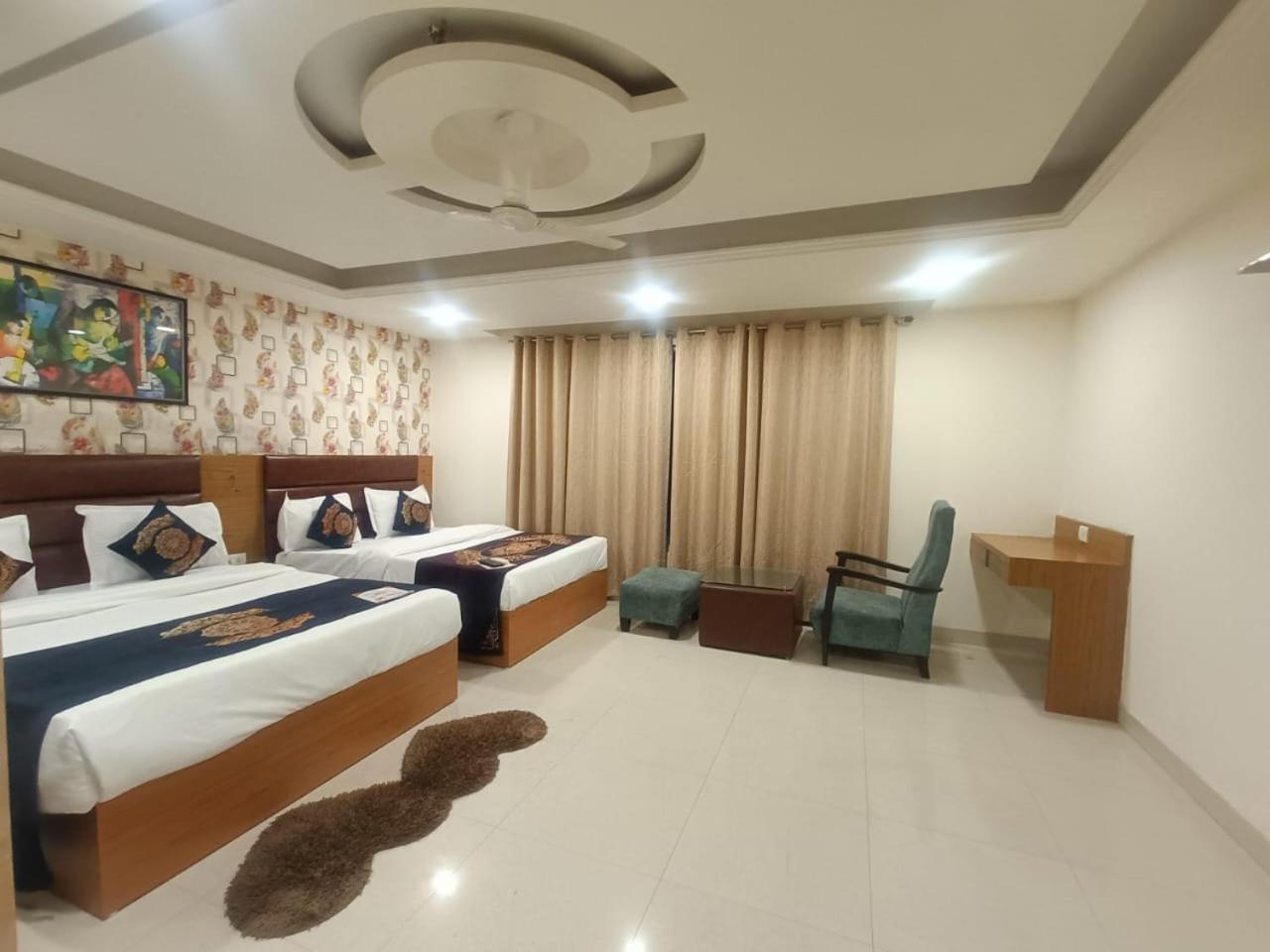 Hotel Grand Suites By D'Capitol Near Delhi Airport ניו דלהי מראה חיצוני תמונה